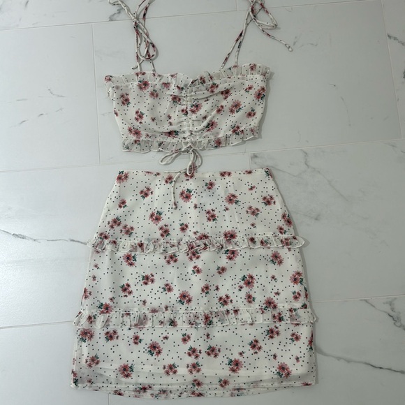 Princess Polly floral skirt set - Picture 1 of 2